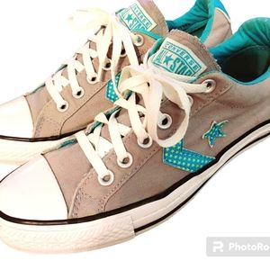 Converse All Star Unisex Gray and Turquoise Low Top Shoes.